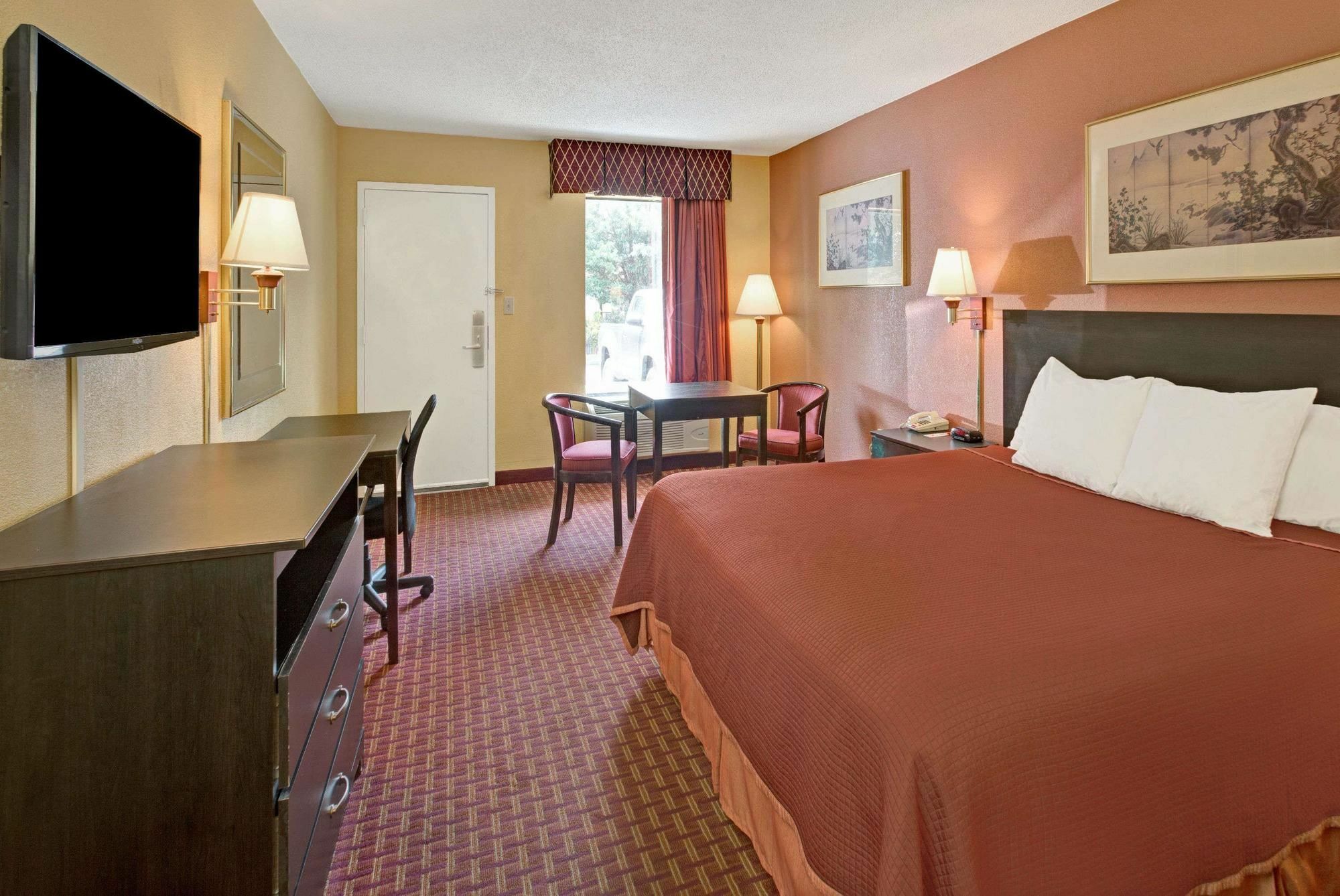Howard Johnson By Wyndham Rock Hill Bagian luar foto