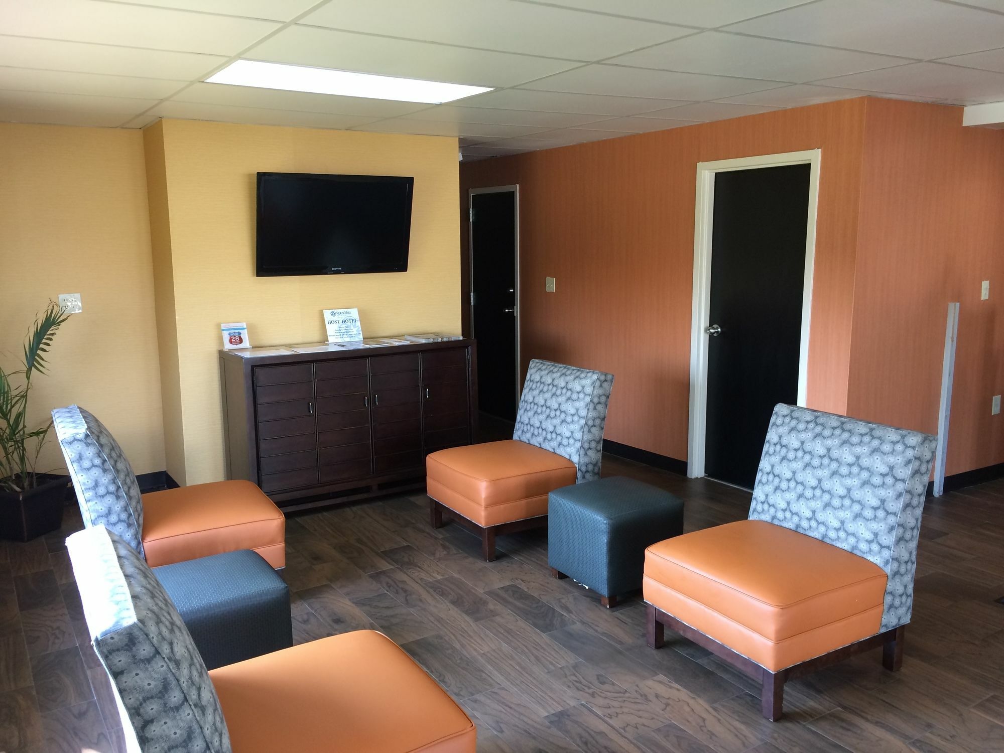 Howard Johnson By Wyndham Rock Hill Bagian luar foto